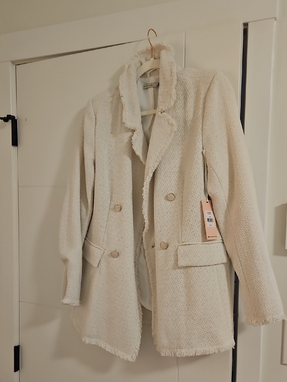 Black Tape_ Cream Bouclé Double-Breasted Blazer